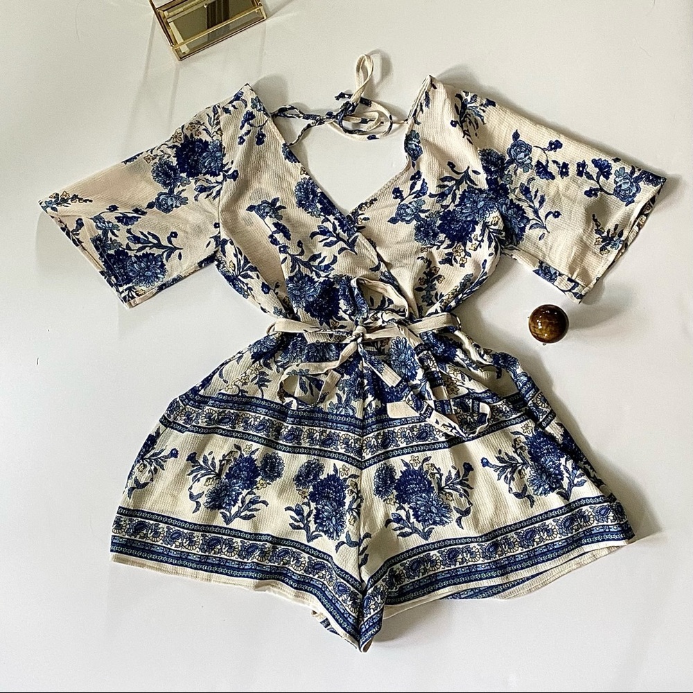 Cream & Blue Floral Romper by Trixxi NWT-S